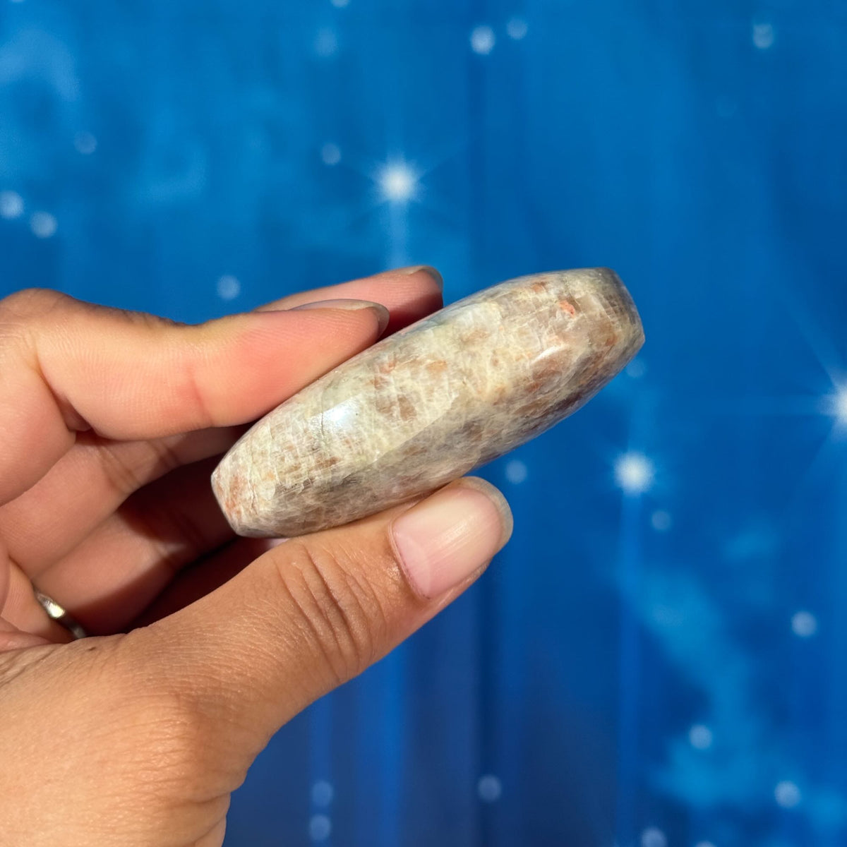 Russian Moonstone with Sunstone Palmstone – Belomorite • 0.082 kg