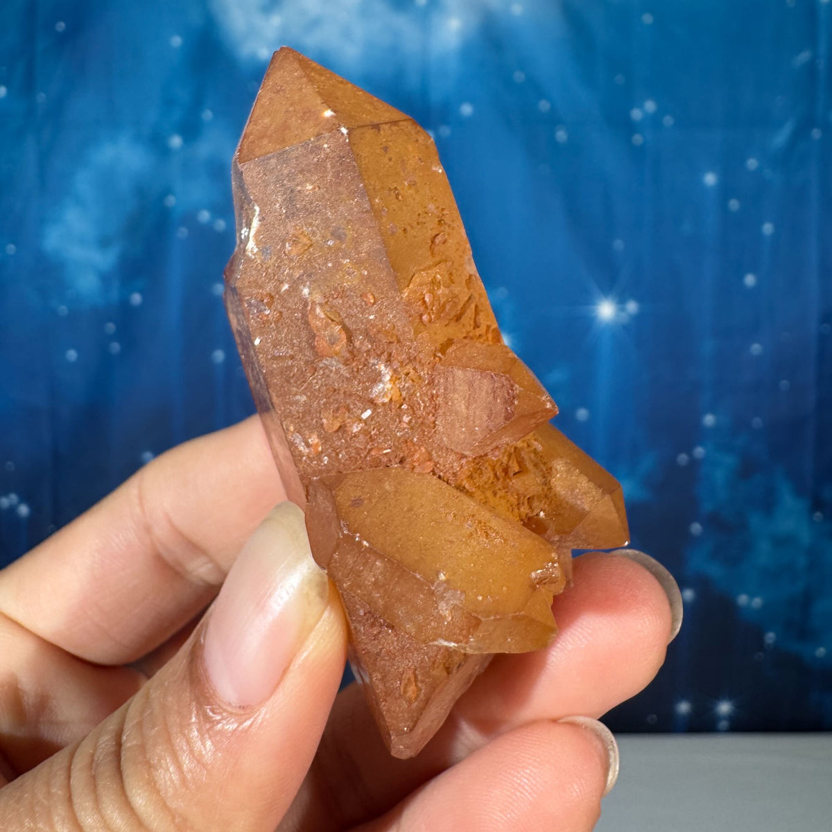 Iron-Stained Quartz Cluster – 0.060 kg