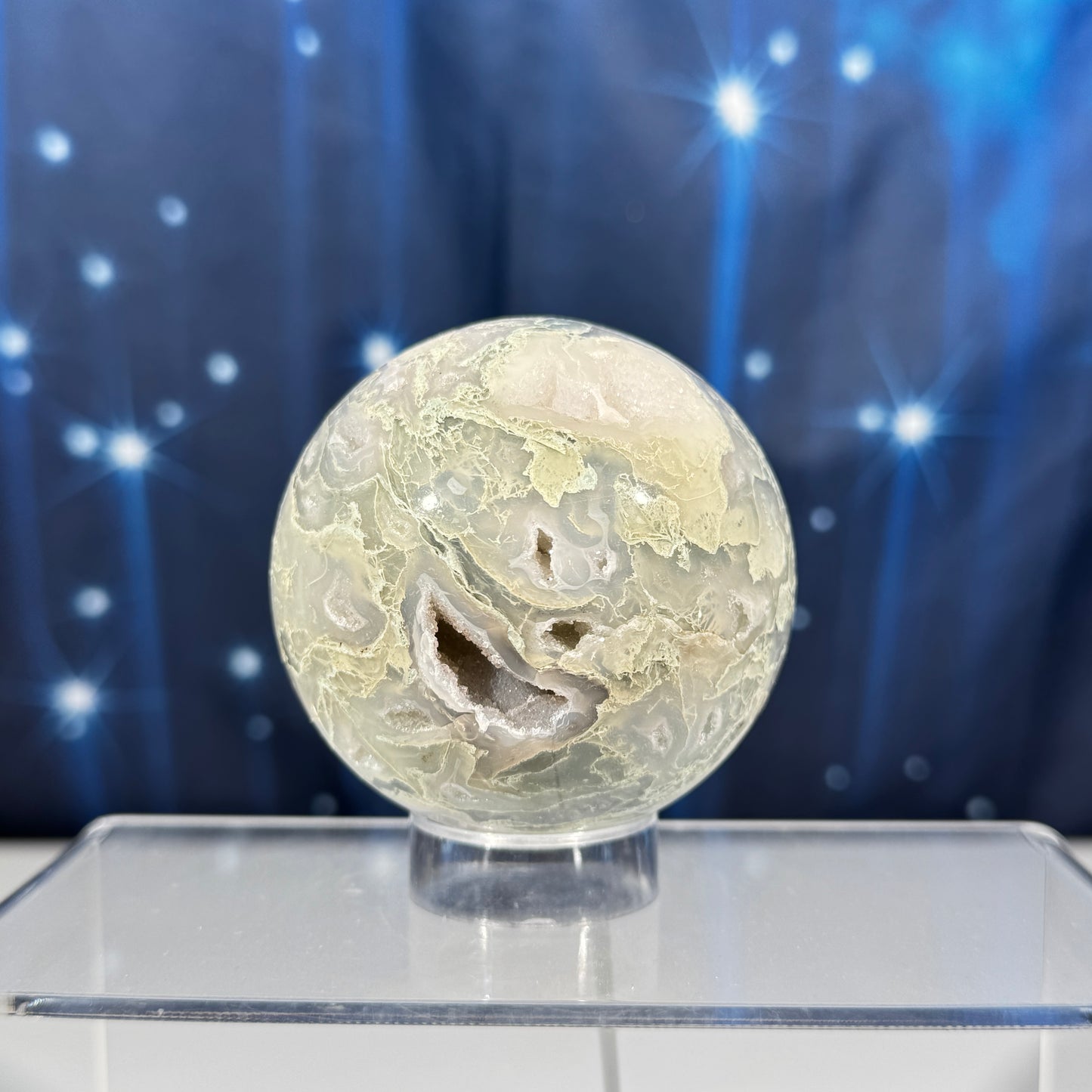 Moss agate sphere - 67mm - 13.1 oz