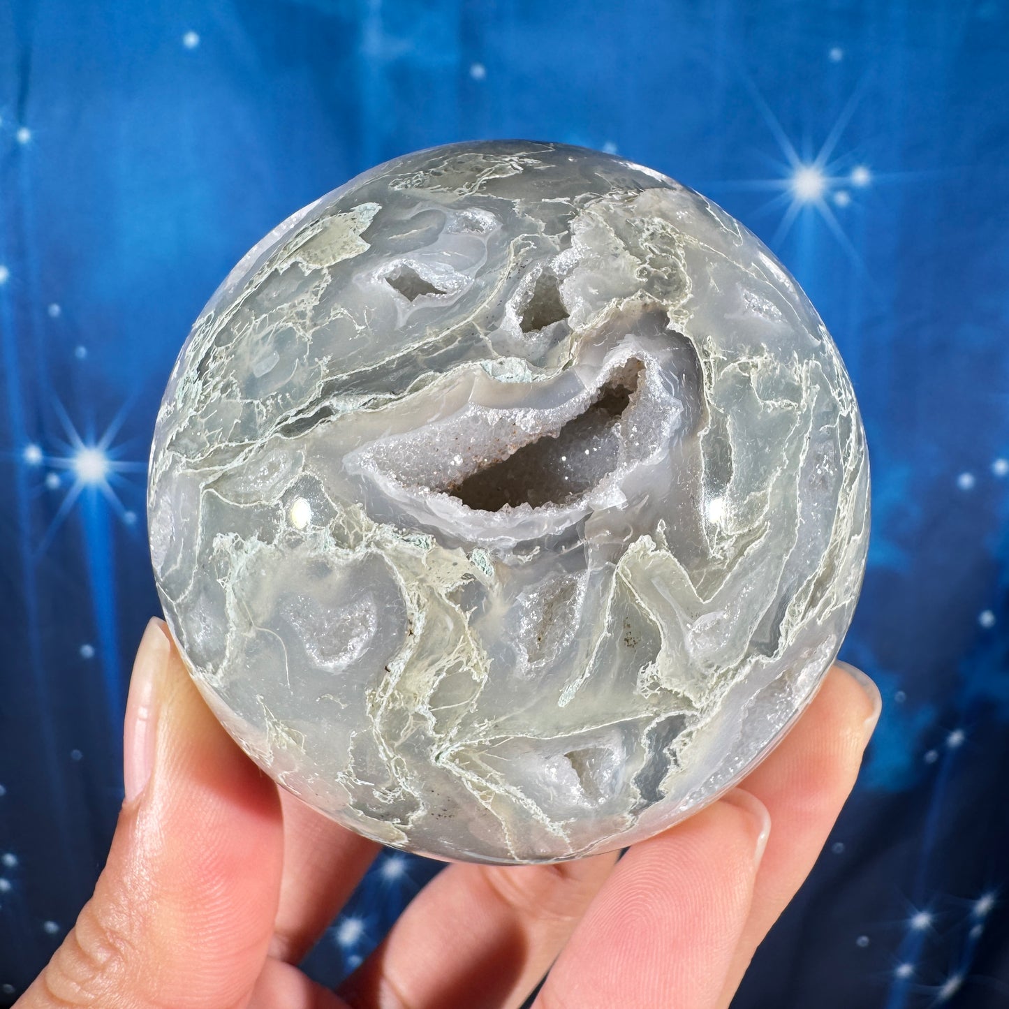 Moss agate sphere - 67mm - 13.1 oz