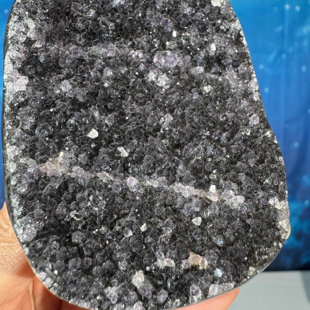 Amethyst Cut Base – 0.420 kg