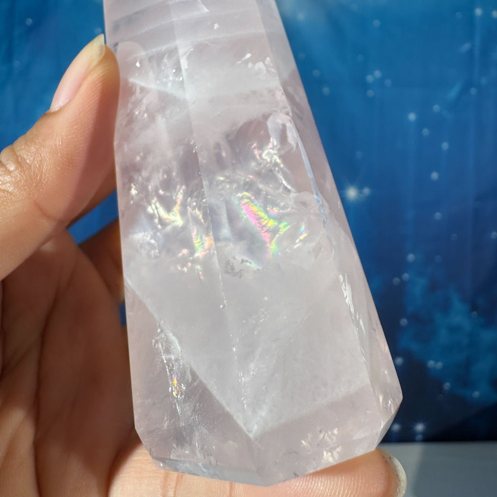 Rose Quartz Point – 0.224 kg
