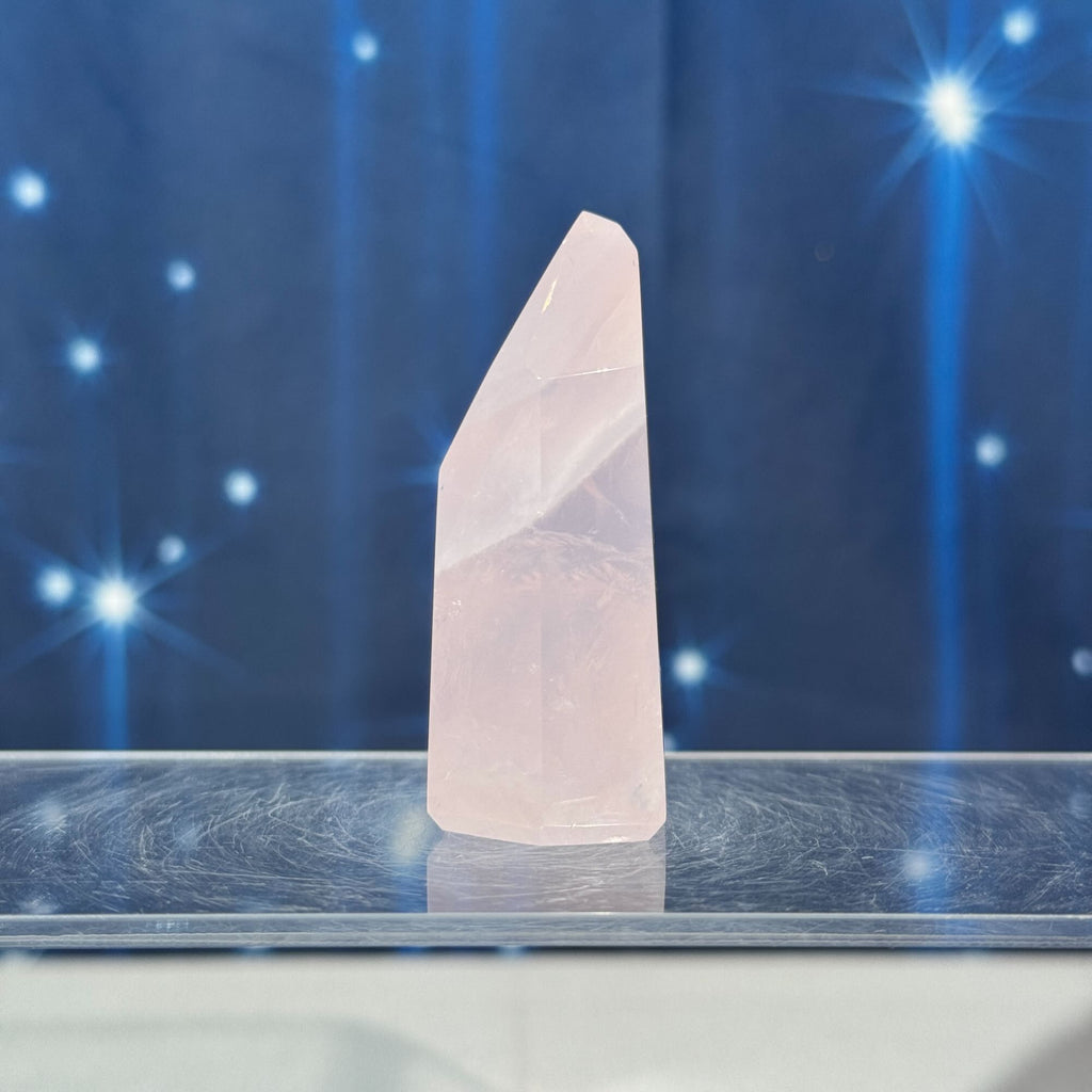 Rose Quartz Point – 0.087 kg