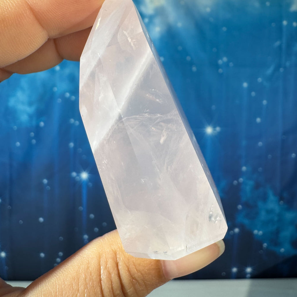 Rose Quartz Point – 0.087 kg