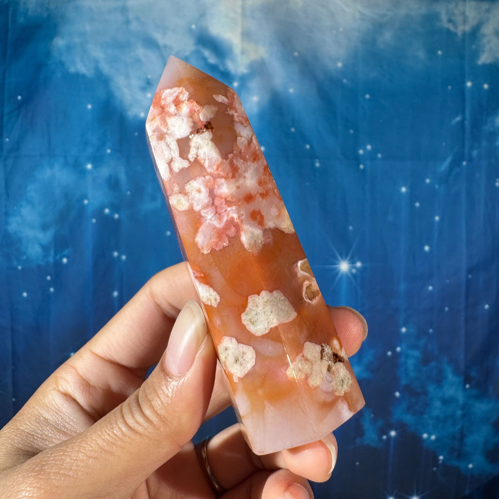 Carnelian Flower Agate Point – Heated • 0.136 kg