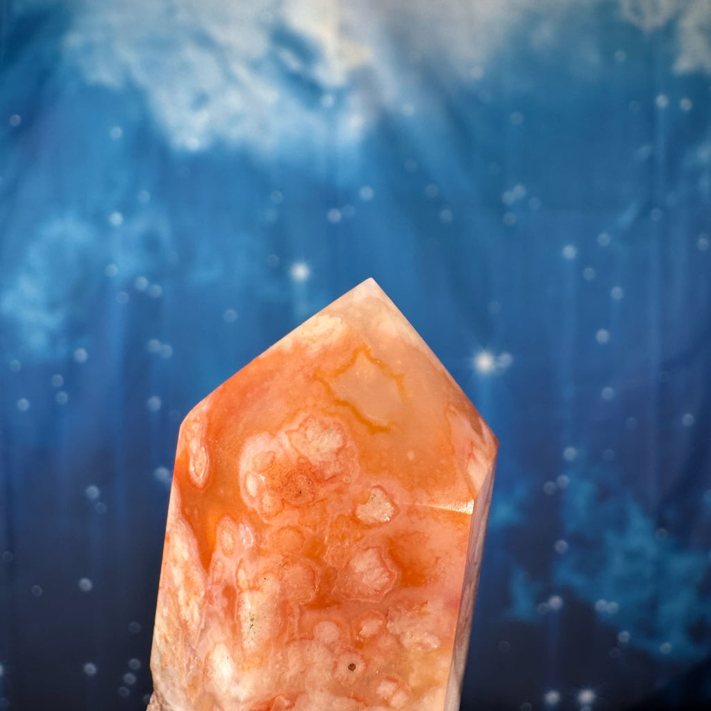 Carnelian Flower Agate Point – Heated • 0.128 kg