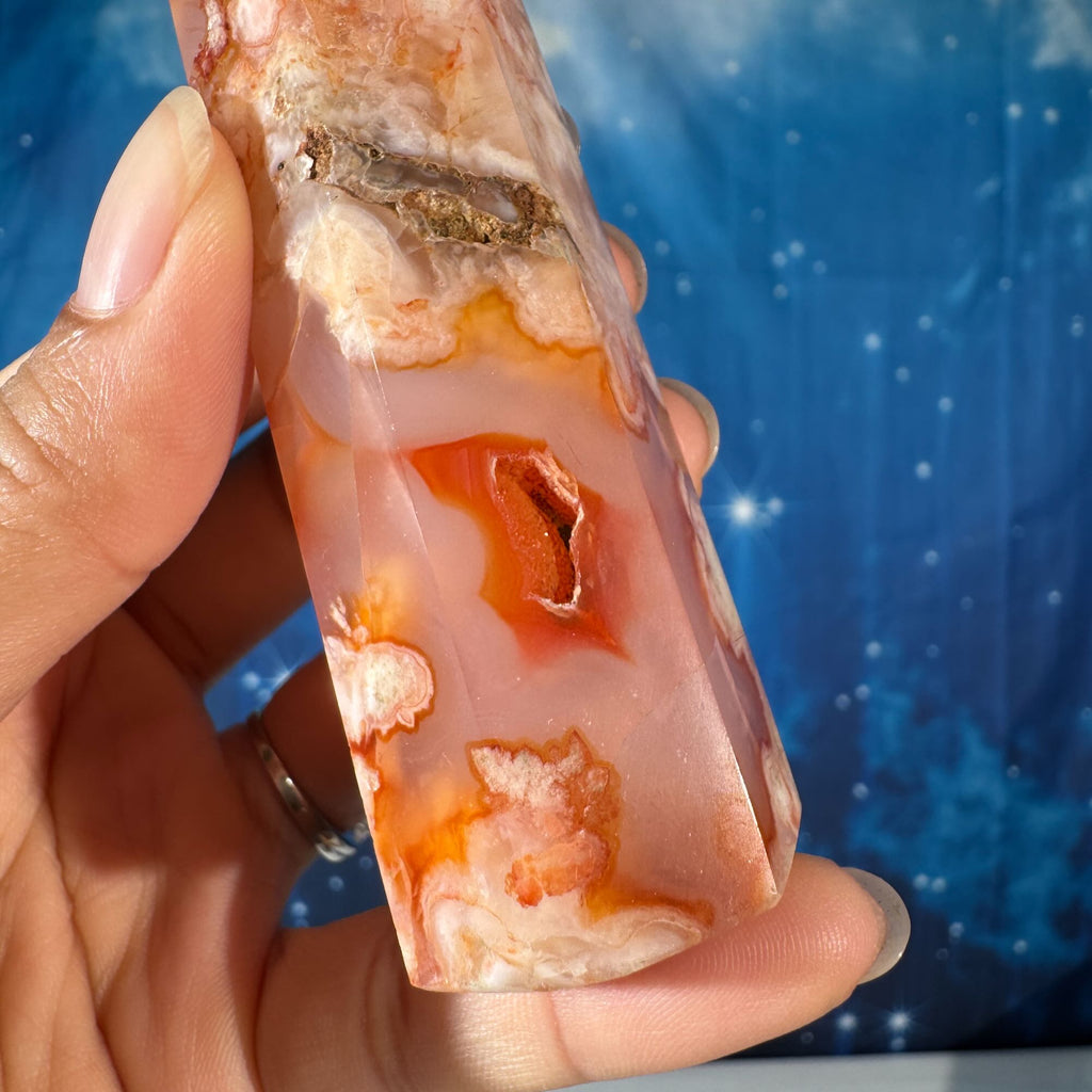 Carnelian Flower Agate Point – Heated • 0.128 kg