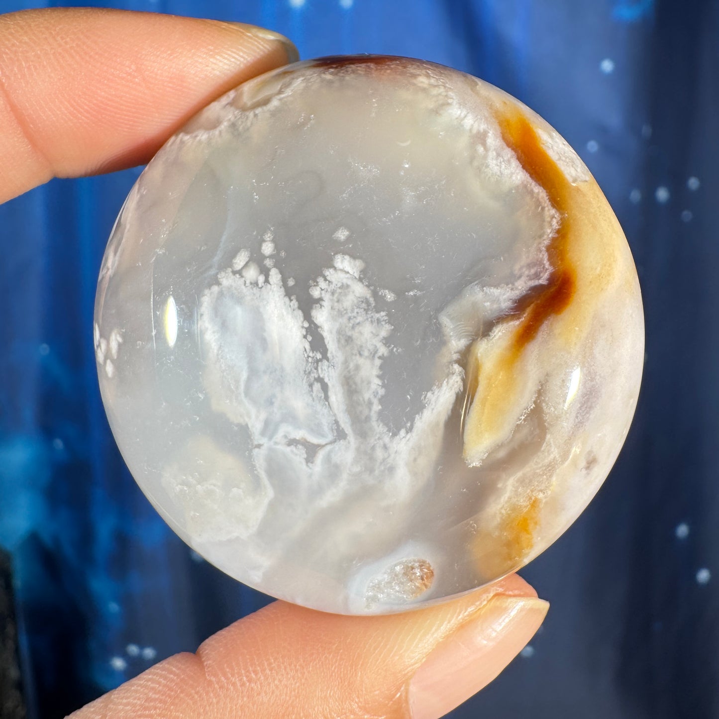 Flower Agate Round Palm Stone – 0.077 kg
