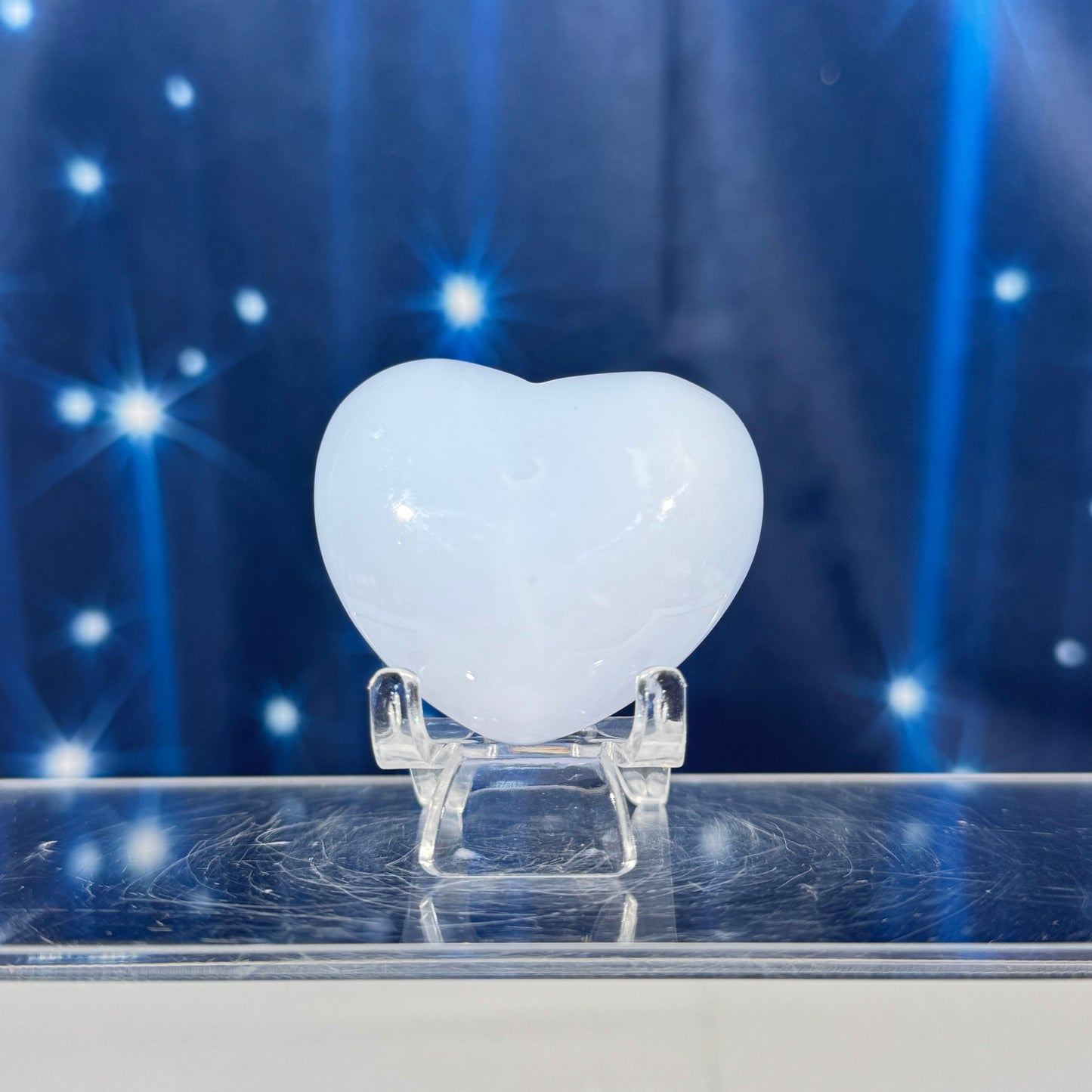 Blue Chalcedony Heart – 0.068 kg