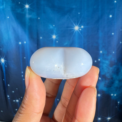 Blue Chalcedony Heart – 0.068 kg
