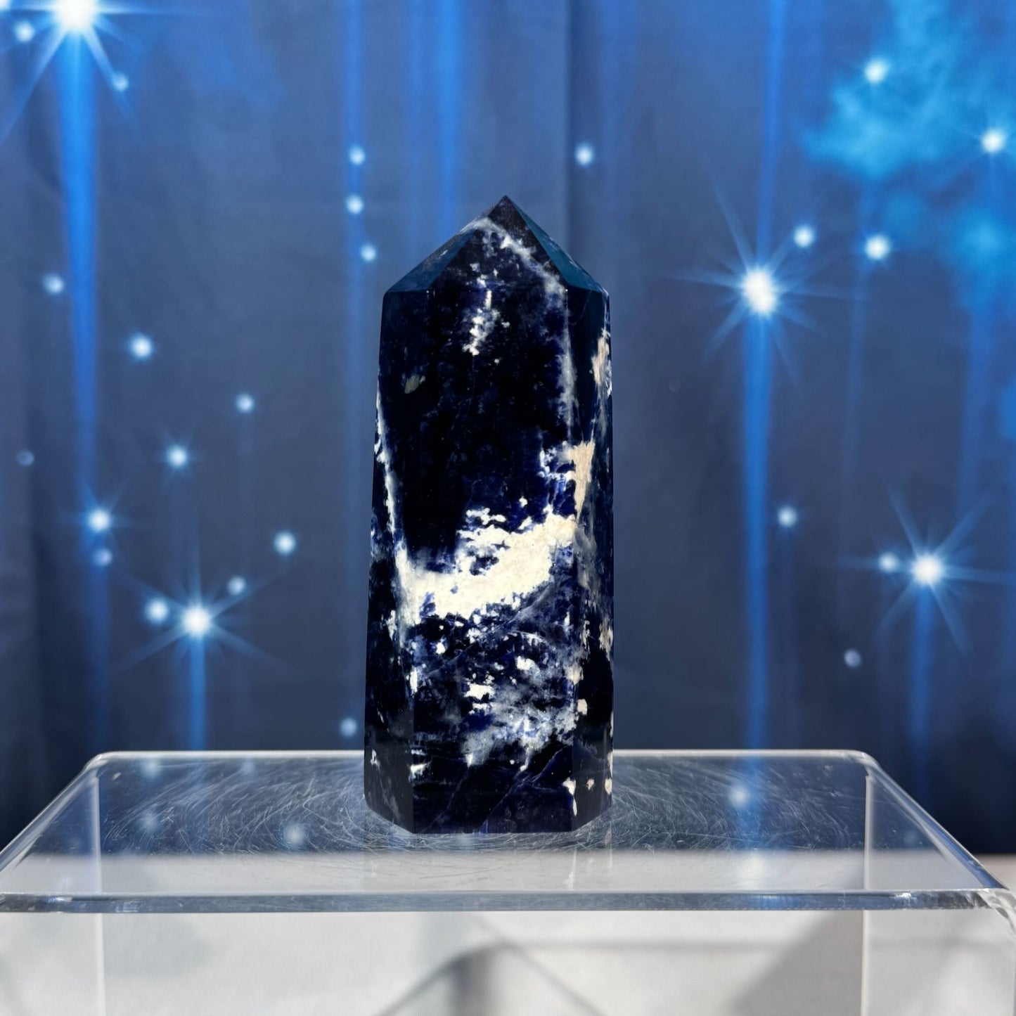 Sodalite Point – 0.181 kg