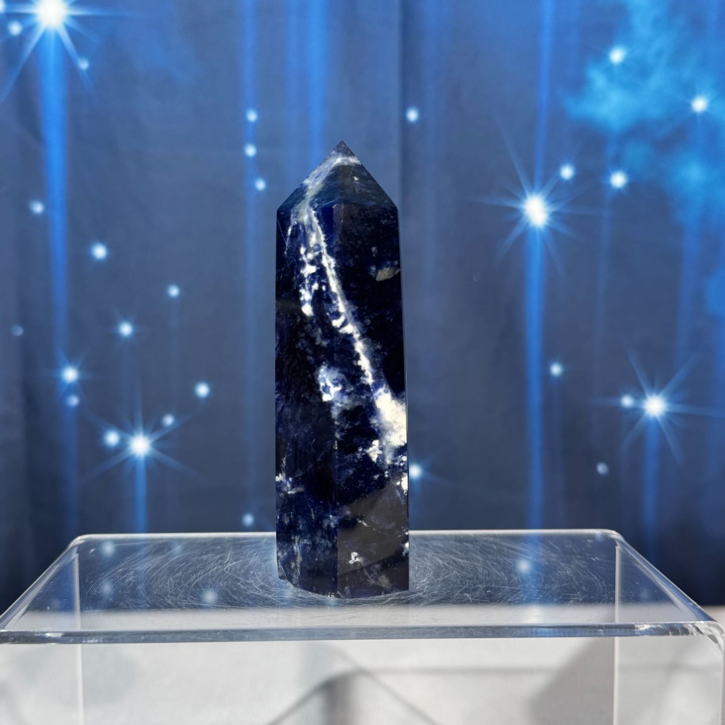 Sodalite Point – 0.181 kg