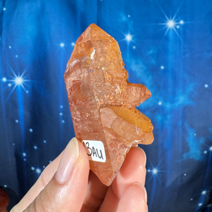 Iron-Stained Quartz Cluster – 0.060 kg