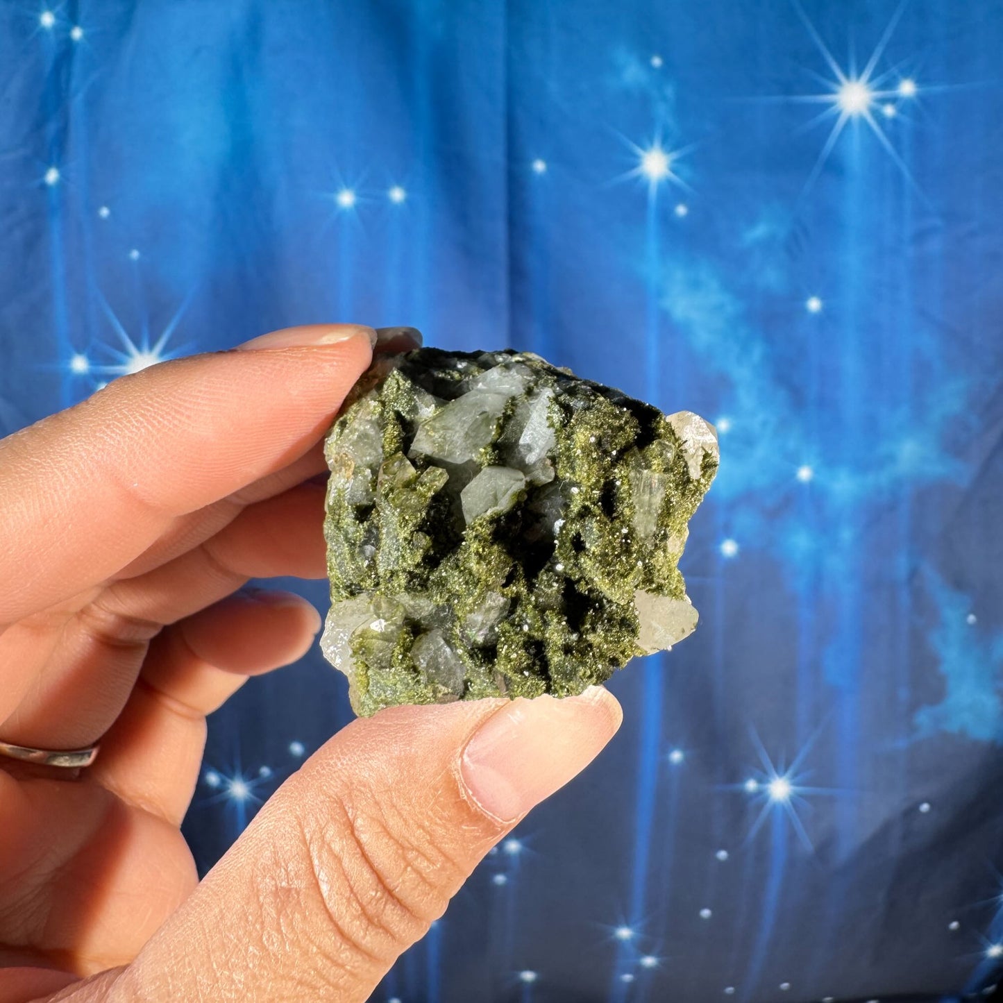 Epidote raw - 1 5/8" × 1 3/8" × 1 1/4" - 1.9 oz - "fairy forest"