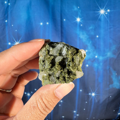Epidote raw - 1 5/8" × 1 3/8" × 1 1/4" - 1.9 oz - "fairy forest"