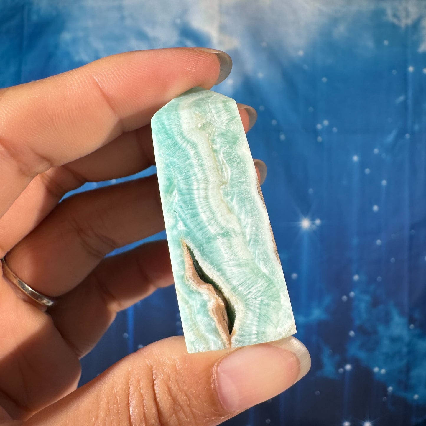 Blue Aragonite Point – 0.051 kg