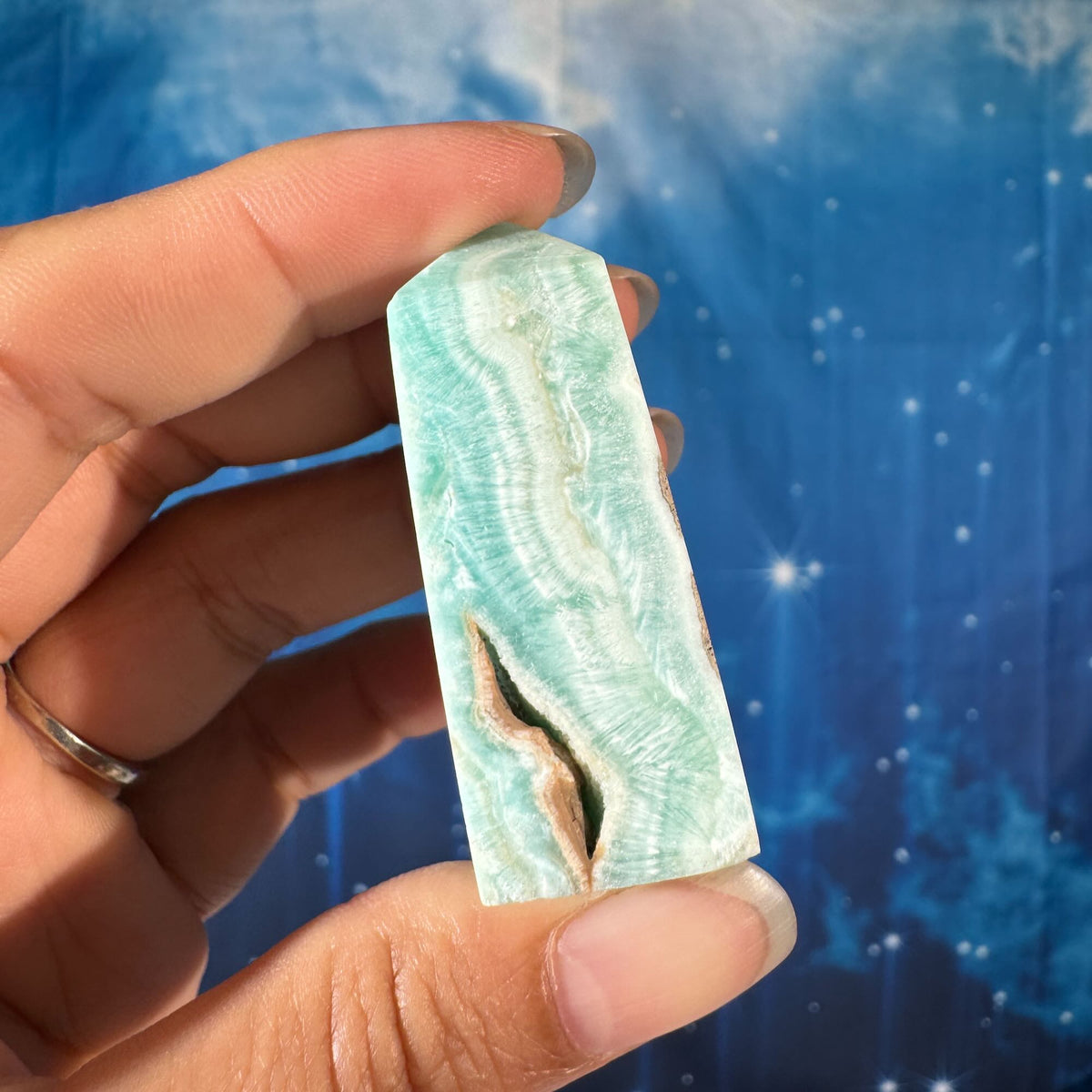 Blue Aragonite Point – 0.051 kg