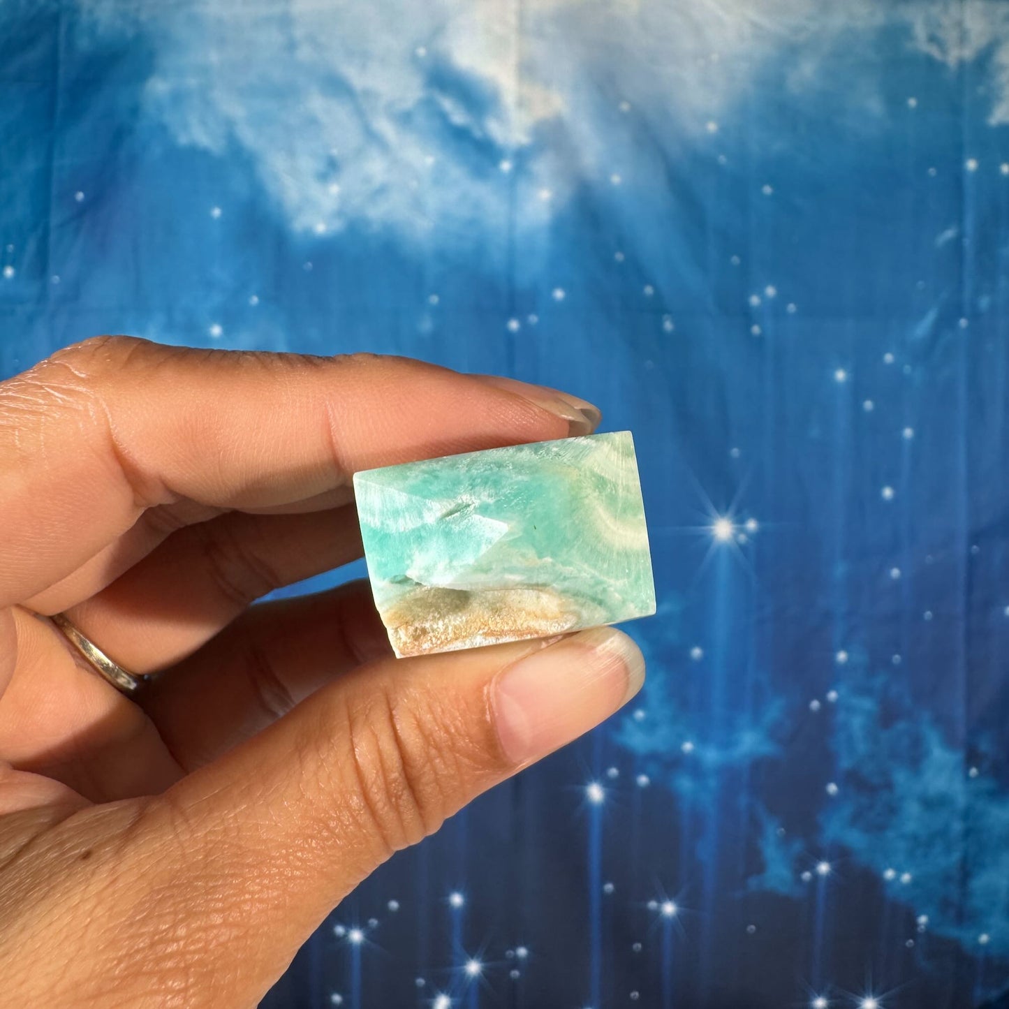 Blue Aragonite Point – 0.051 kg