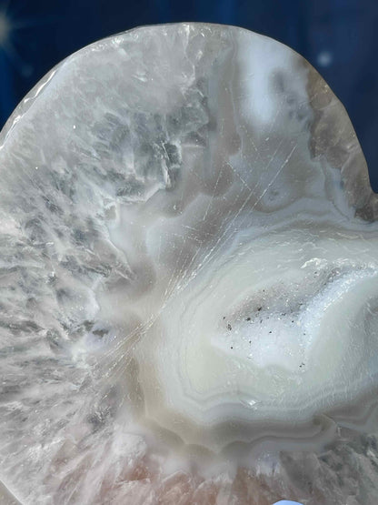 Druzy Agate heart carving | 4 1/4" long | 235 grams | Agate with Quartz | stand included