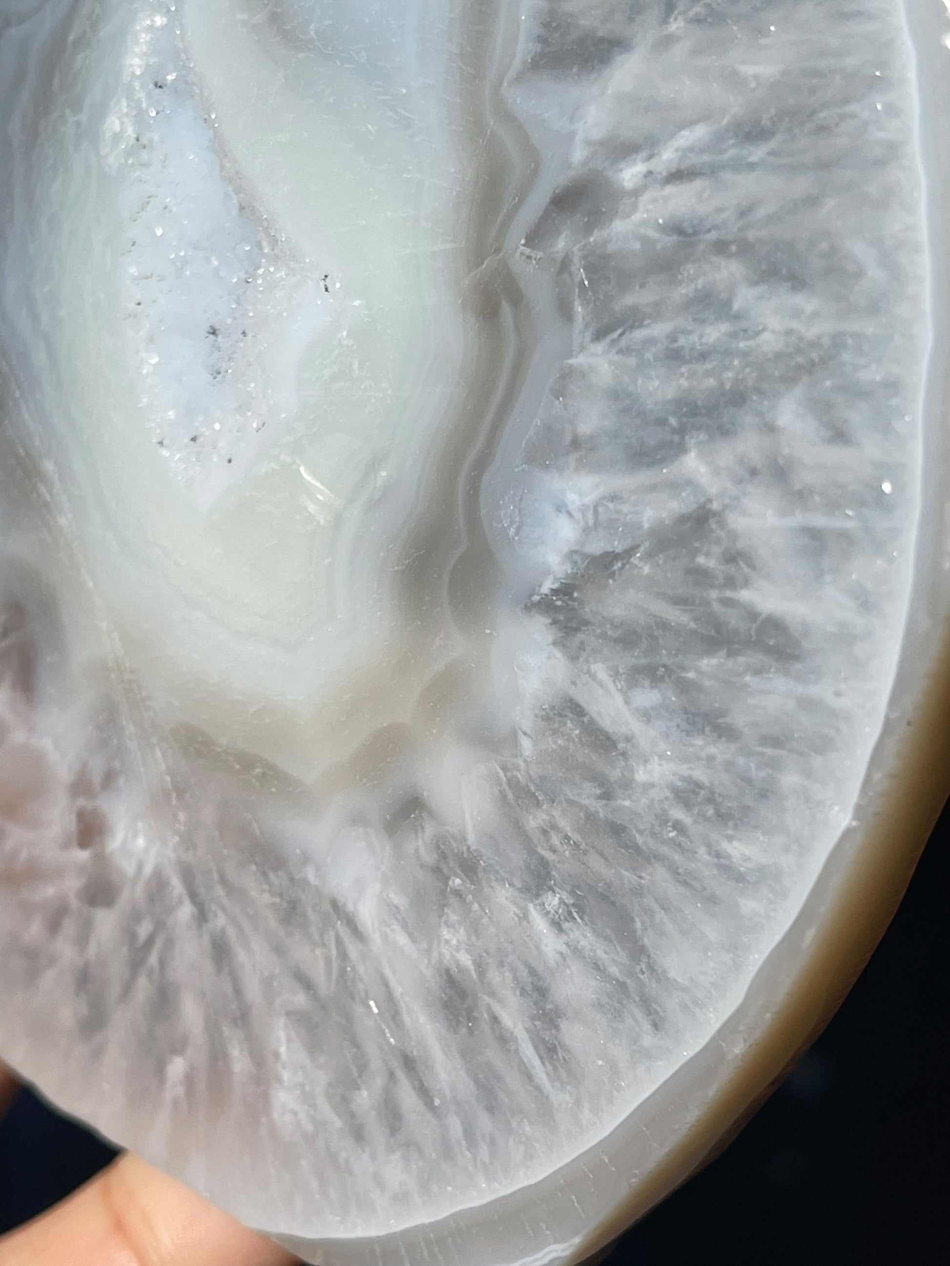 Druzy Agate heart carving | 4 1/4" long | 235 grams | Agate with Quartz | stand included