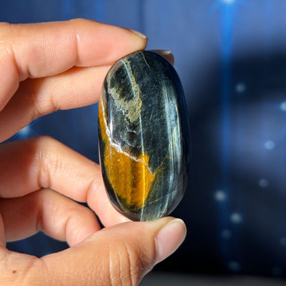 Blue Tiger's Eye Palm Stone | 2 1/8" long | 48 grams | flashy blue