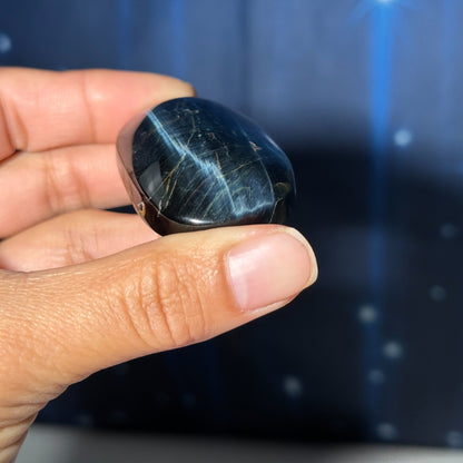 Blue Tiger's Eye Palm Stone | 2 1/8" long | 54 grams | flashy blue