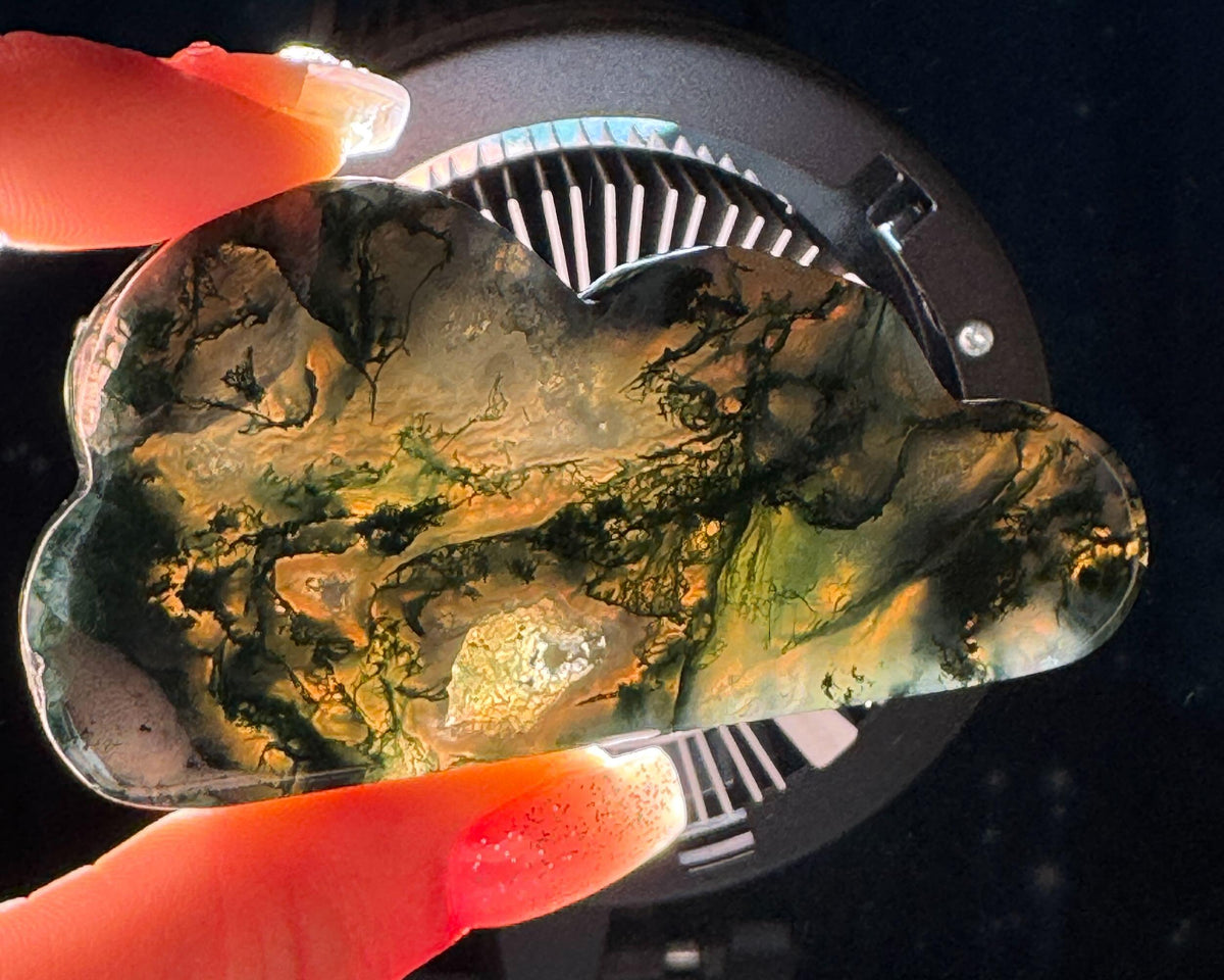 Moss Agate cloud | 3 3/8” long | 88 grams | NOT self-standing