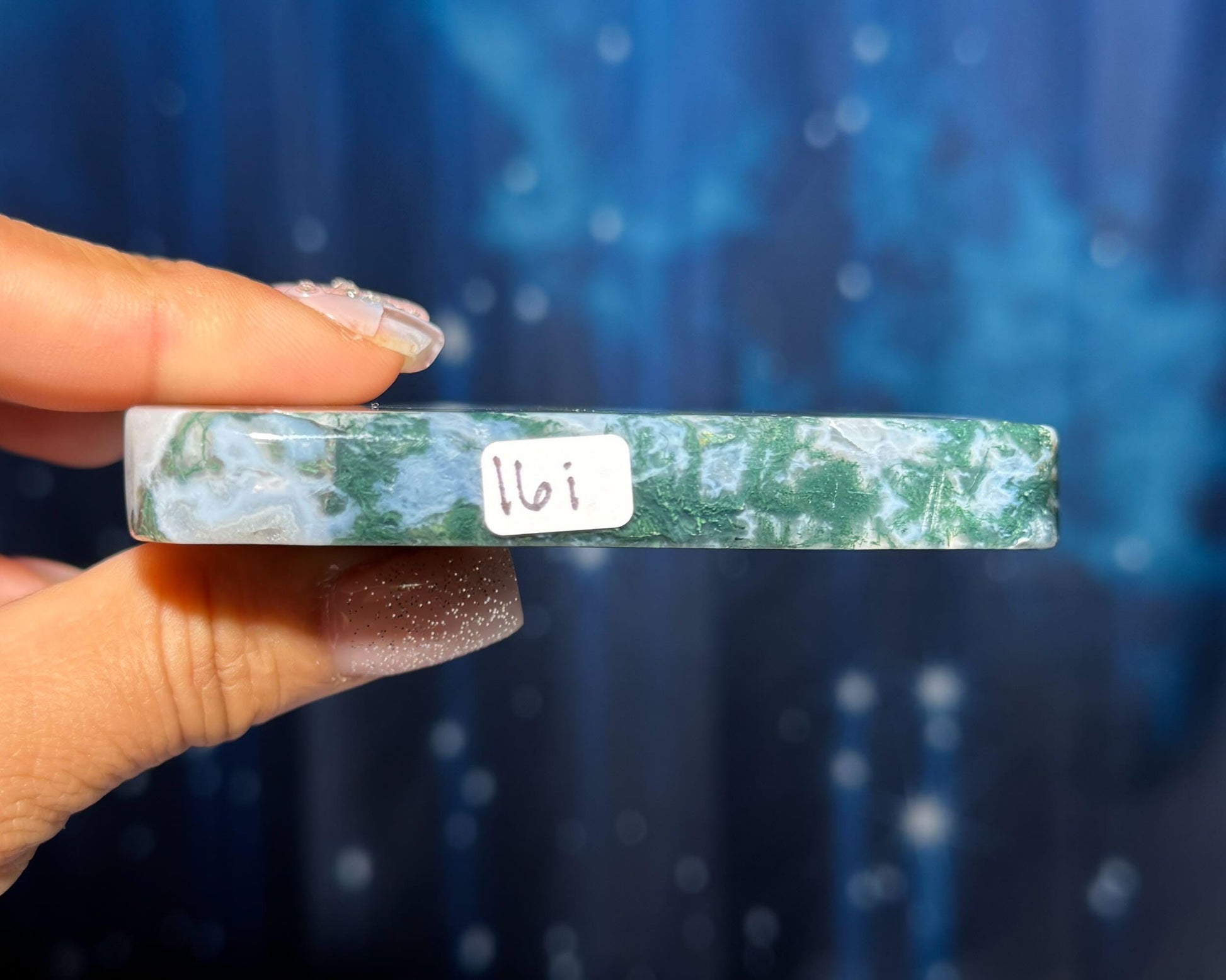 Moss Agate cloud | 3 3/8” long | 85 grams | DOES self-stand