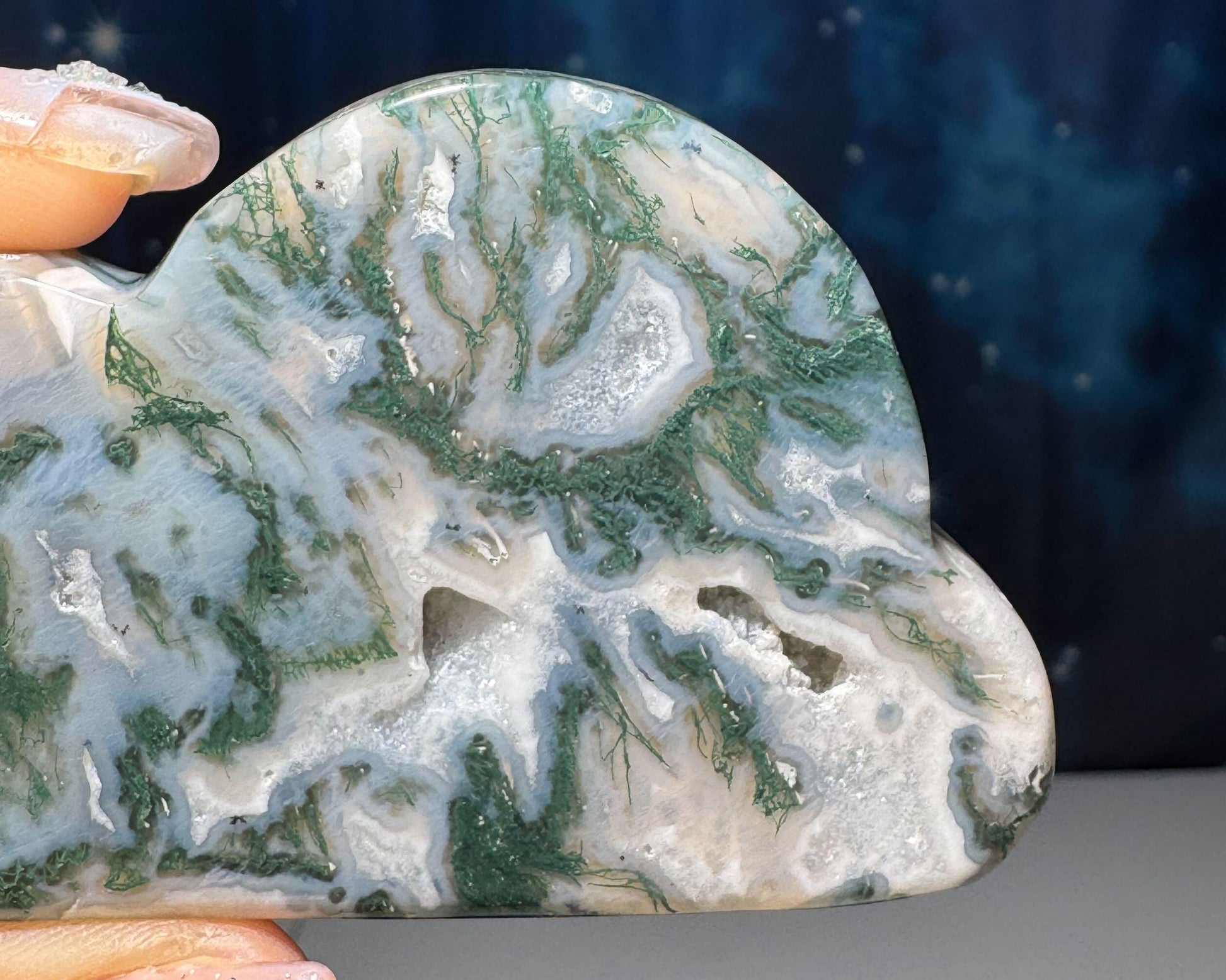 Moss Agate cloud | 3 1/2” long | 96 grams | DOES self-stand