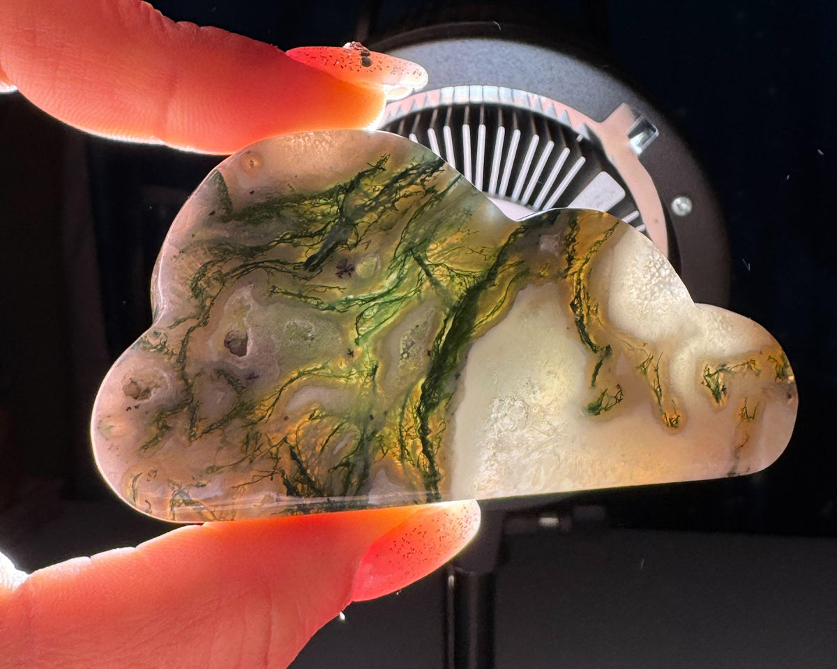 Moss Agate cloud | 3 3/8” long | 99 grams | DOES self-stand | dendrite inclusions