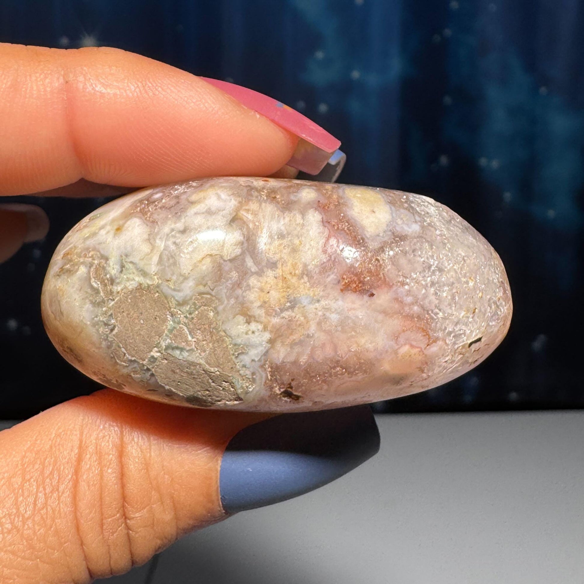 Flower Agate heart | 2 1/8" long | 82 grams | stand included | Quartz inclusion