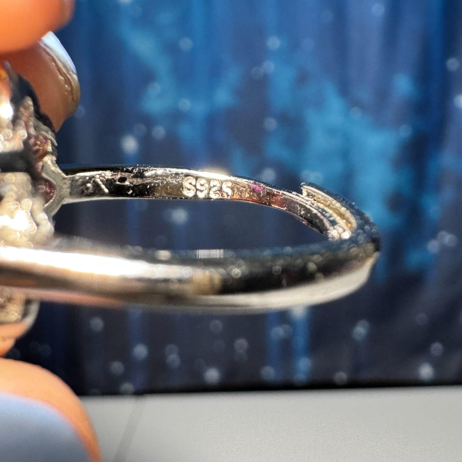 Amethyst heart ring | adjustable | 4.3 grams | 0.925 stamped