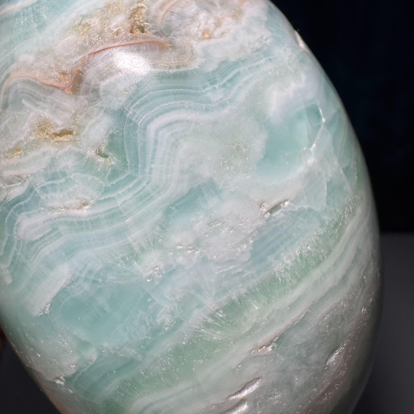 Caribbean Calcite goddess egg | 4 1/4" long | 748 grams | ocean blue | Tucson find | pill shape | ellipsoid