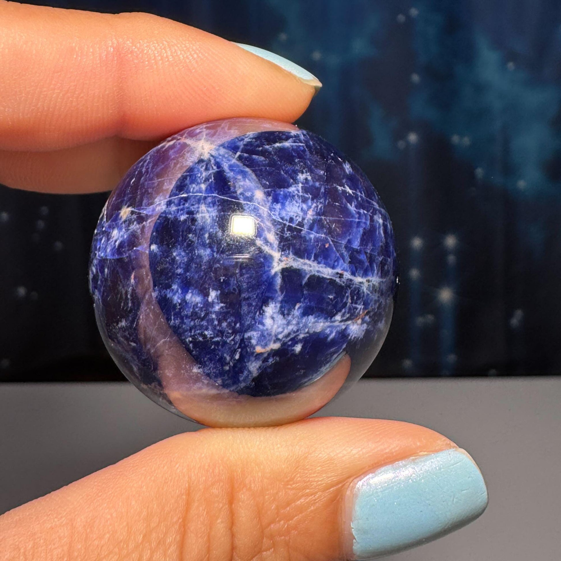 Sodalite sphere | 35mm | 53 grams | stand included