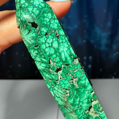 Malachite DT | 4 1/4" long | 76 grams | genuine Malachite | natural Malachite | double termination | Damage Discount