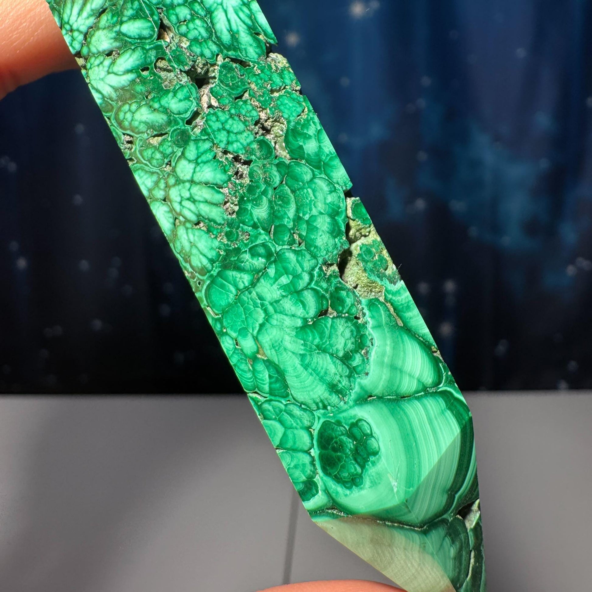 Malachite DT | 4 1/4" long | 76 grams | genuine Malachite | natural Malachite | double termination | Damage Discount