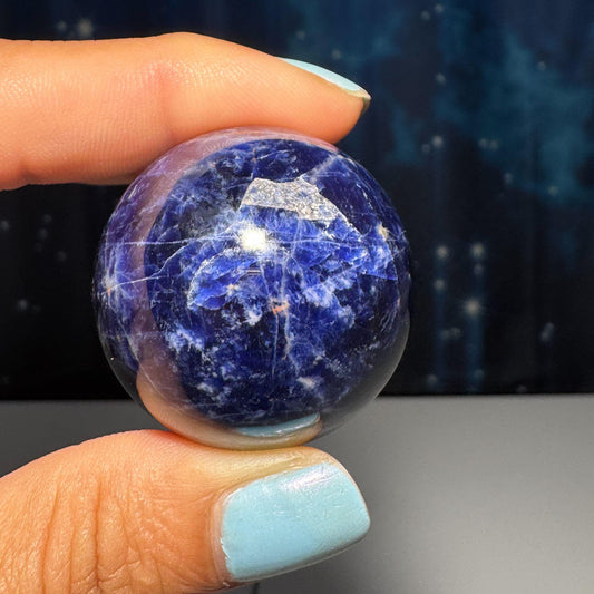 Sodalite sphere | 35mm | 53 grams | stand included