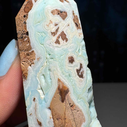 Blue Hemimorphite point | 3 5/8" tall | 130 grams | Damage Discount