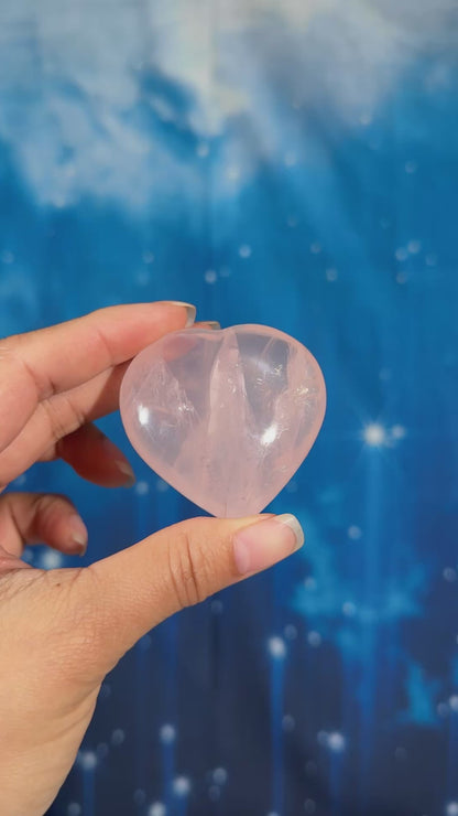 Rose Quartz Heart – 0.091 kg