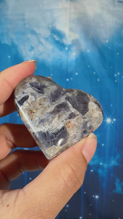 Iolite with Sunstone Heart – 0.068 kg