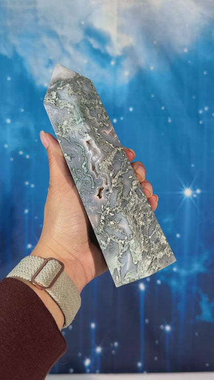 Moss Agate Druzy Tower – 1.089 kg