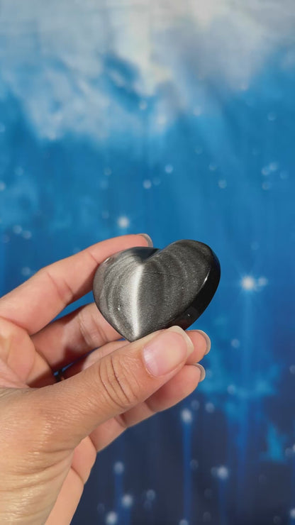 Silver Sheen Obsidian Heart – Flat-Backed • 0.054 kg