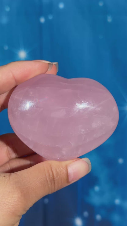 Rose Quartz Heart – 0.210 kg