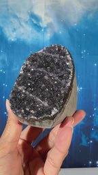 Amethyst Cut Base – 0.420 kg