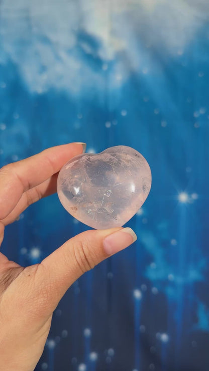 Rose Quartz Heart – 0.091 kg