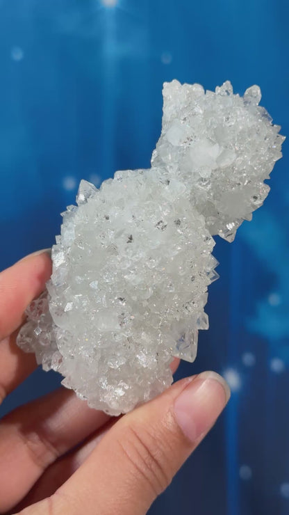 Apophyllite with Calcite – 0.122 kg
